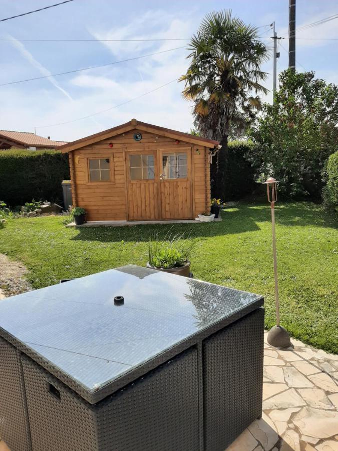 Les Tremieres Villa Le Thou Bagian luar foto