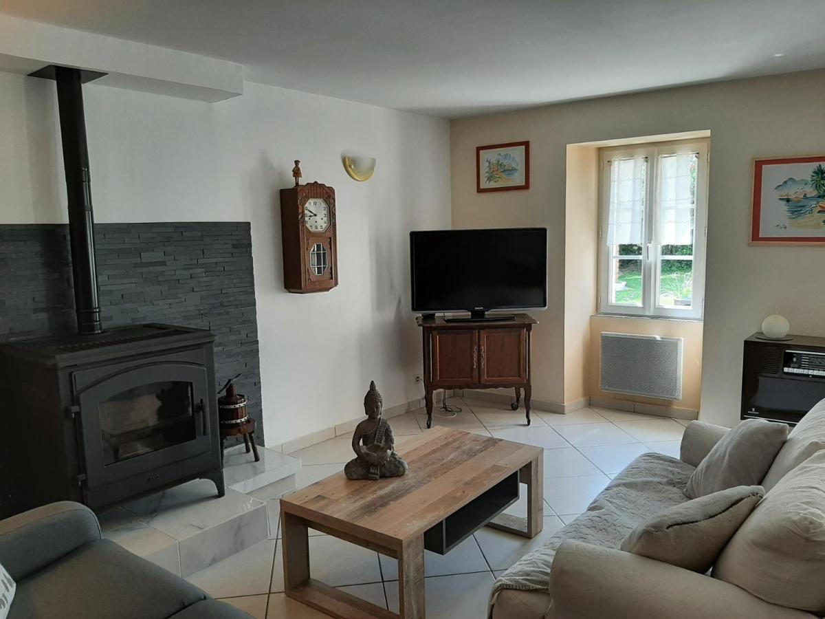 Les Tremieres Villa Le Thou Bagian luar foto